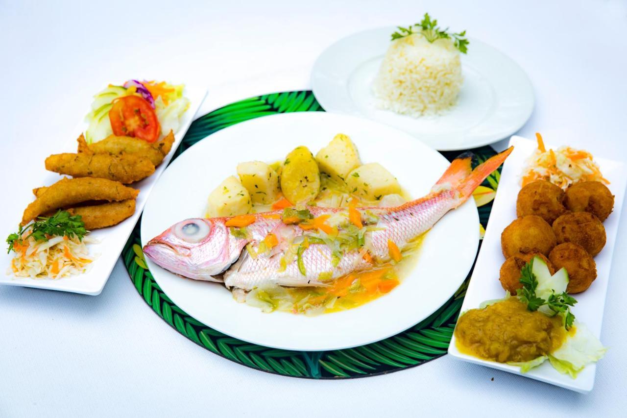 Hotel Restaurant Cyvadier Plage แจคเมล ภายนอก รูปภาพ